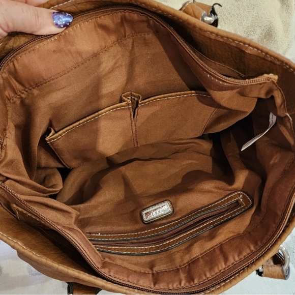 Rosetti Brown Shoulder Bag - Picture 8 of 14